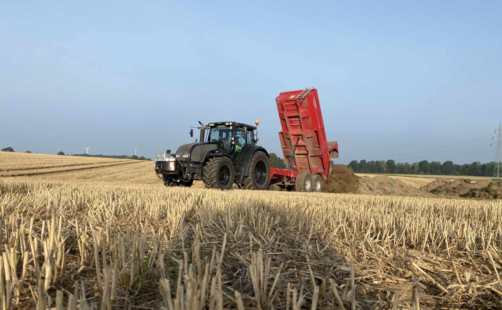 Schlepper mit Mulde